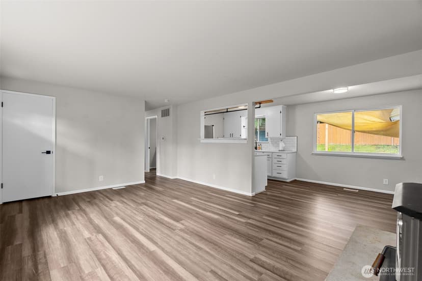Property photo for 316 S 308th Street, Federal Way photo 7