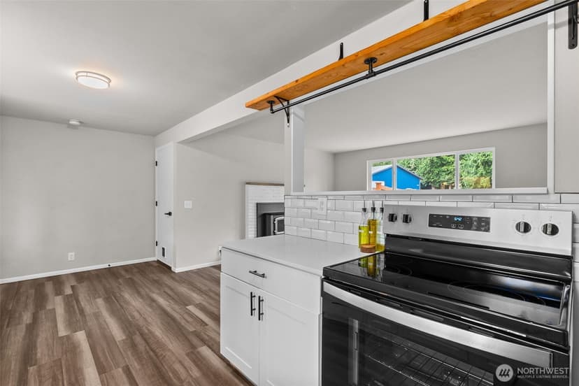 Property photo for 316 S 308th Street, Federal Way photo 13
