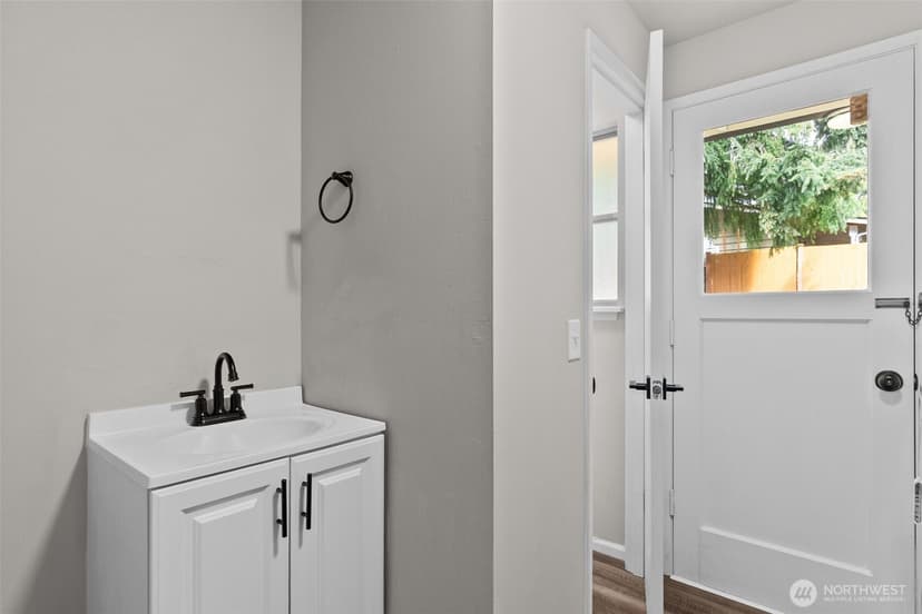 Property photo for 316 S 308th Street, Federal Way photo 28