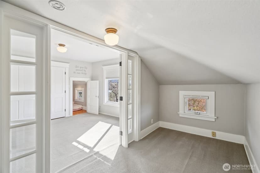 Property photo for 1606 33rd Avenue, Seattle photo 19