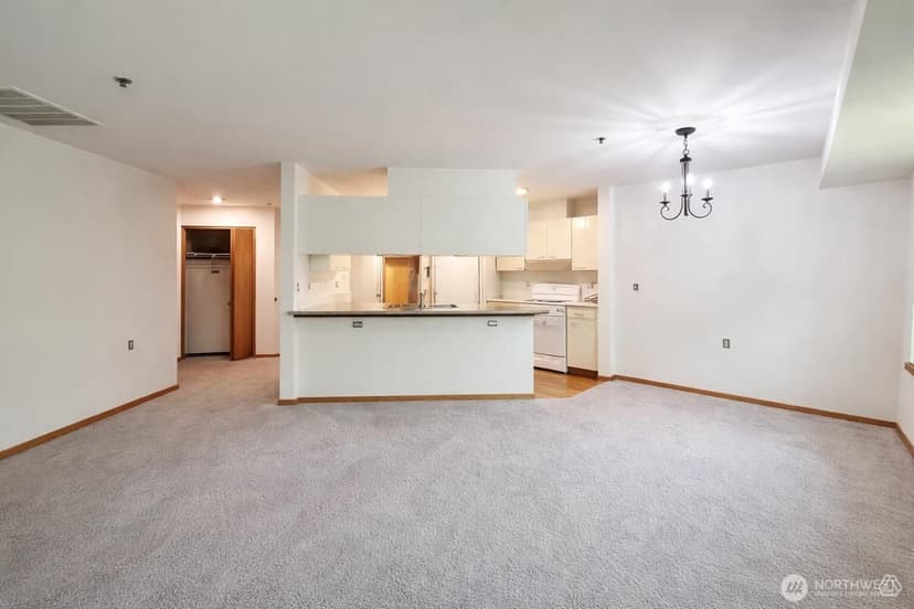 Property photo for 1684 152nd Avenue NE #W306, Bellevue photo 18