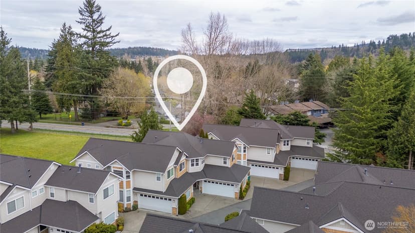 Property photo for 205 Newport Way NW #J1, Issaquah photo 35