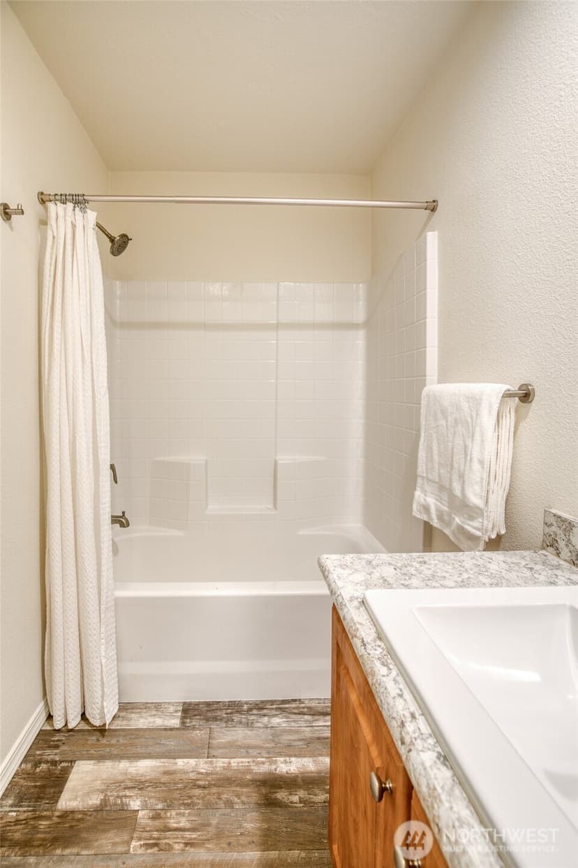 Property photo for 810 Magellan Avenue NE, Ocean Shores photo 13