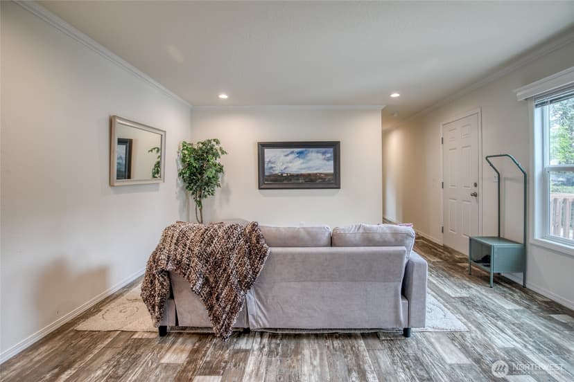 Property photo for 810 Magellan Avenue NE, Ocean Shores photo 6