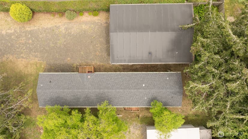 Property photo for 810 Magellan Avenue NE, Ocean Shores photo 30