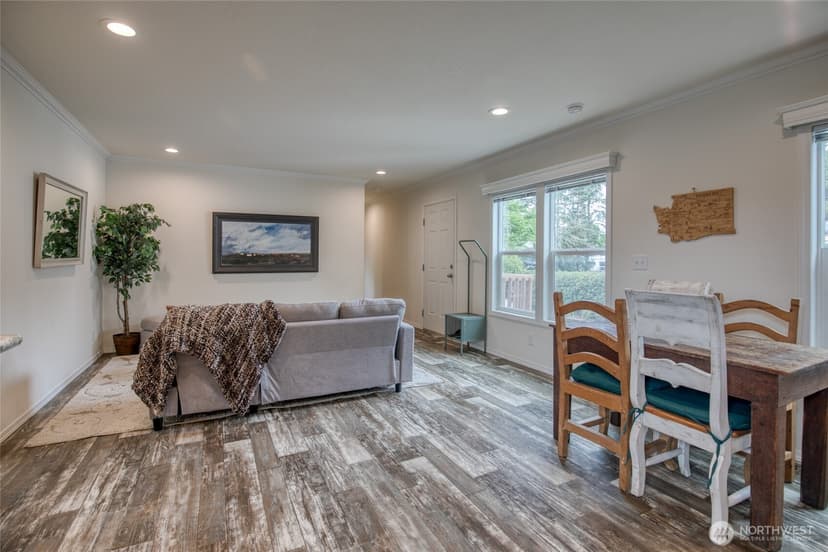 Property photo for 810 Magellan Avenue NE, Ocean Shores photo 5