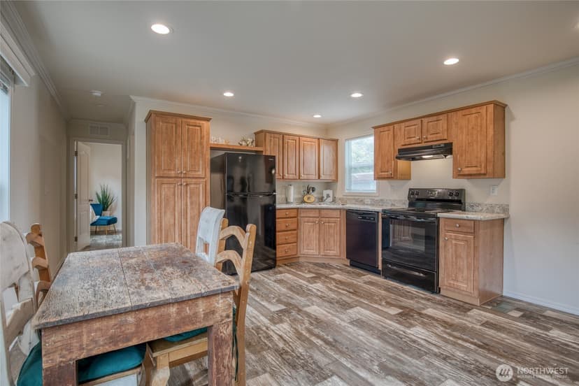 Property photo for 810 Magellan Avenue NE, Ocean Shores photo 8