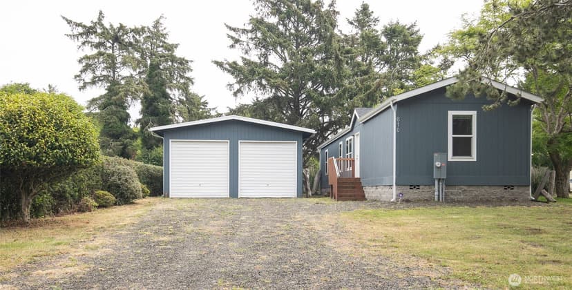Property photo for 810 Magellan Avenue NE, Ocean Shores photo 37