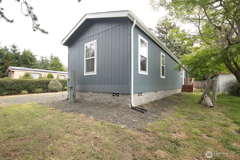 Property photo for 810 Magellan Avenue NE, Ocean Shores photo 29