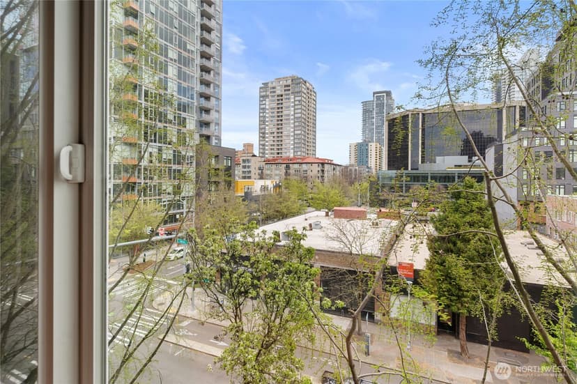 Property photo for 2415 2nd Ave #540, Seattle photo 9