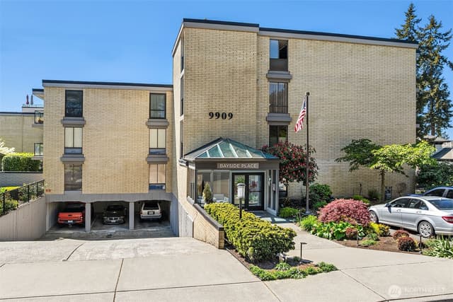 Property photo for 9909 NE 1st Street #104, Bellevue photo 4
