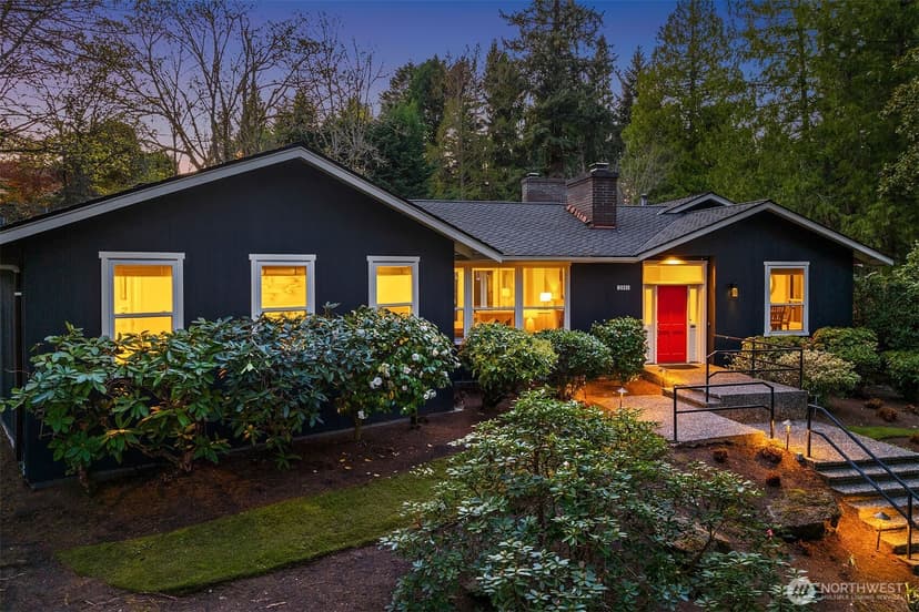 Property photo for 2001 77th Avenue NE, Medina