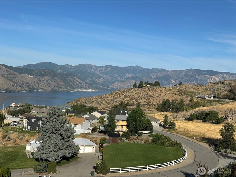Property photo for 211 Pinnacle Place, Chelan photo 6