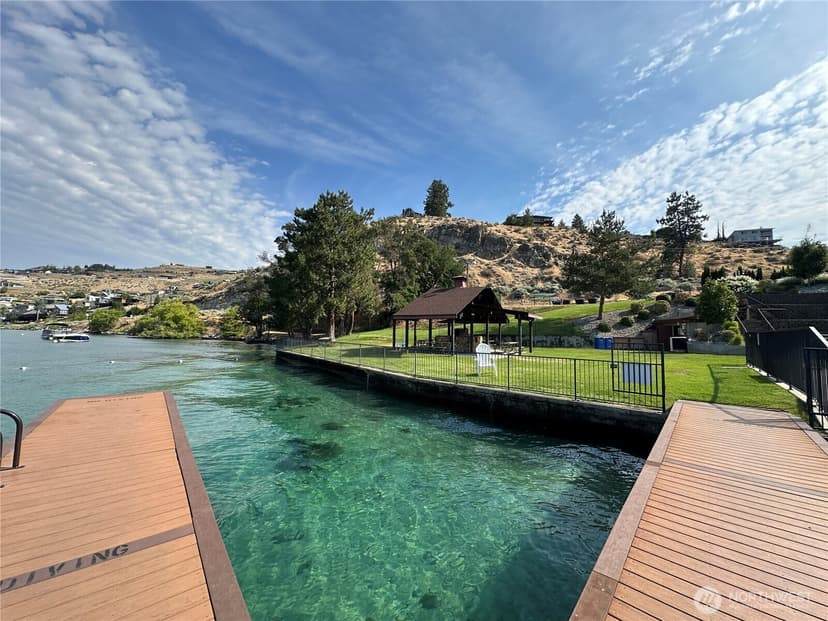 Property photo for 211 Pinnacle Place, Chelan photo 23