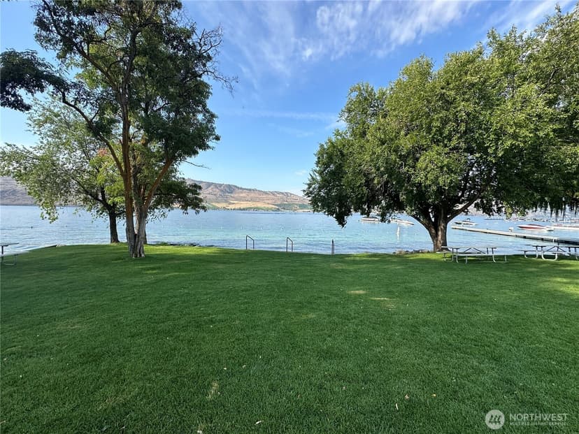 Property photo for 211 Pinnacle Place, Chelan photo 15