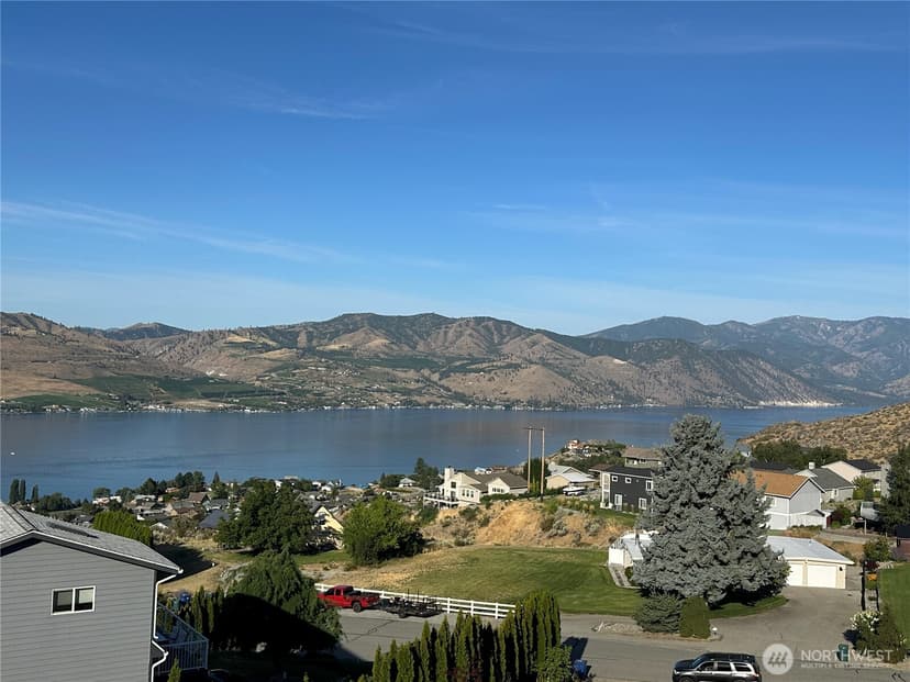 Property photo for 211 Pinnacle Place, Chelan