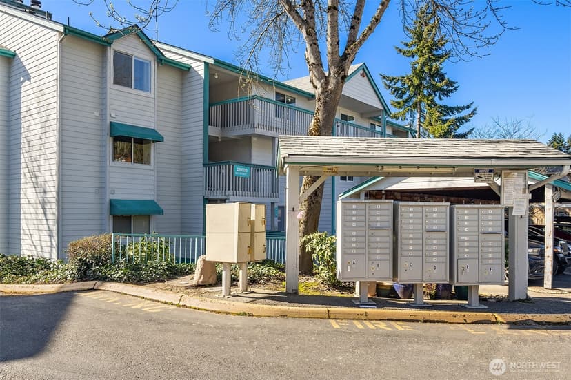 Property photo for 28602 16th Avenue S #301, Federal Way photo 28