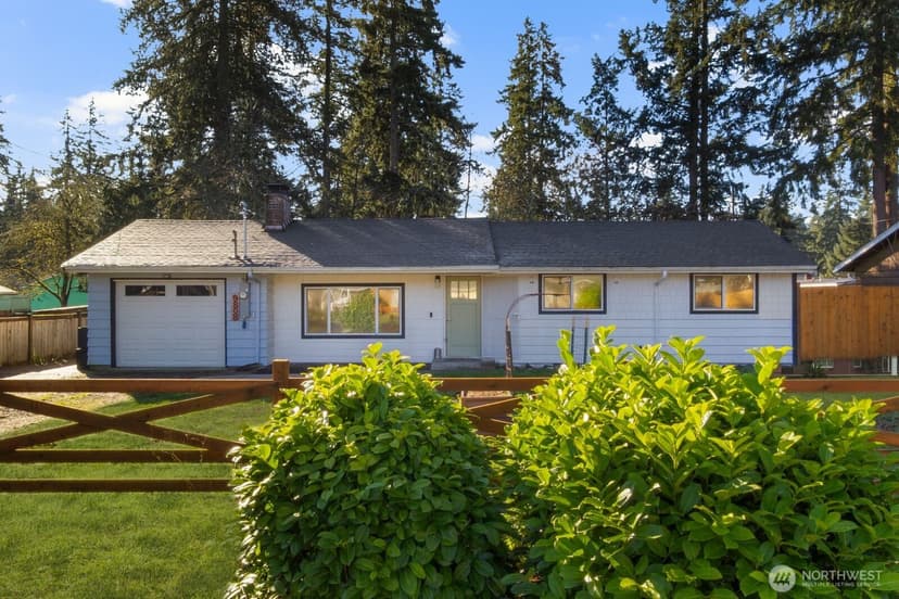 Property photo for 9808 Lawndale Avenue SW, Lakewood