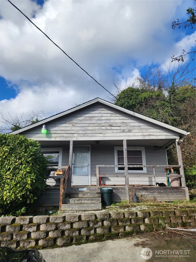 Property photo for 3026 S Holden Street, Seattle