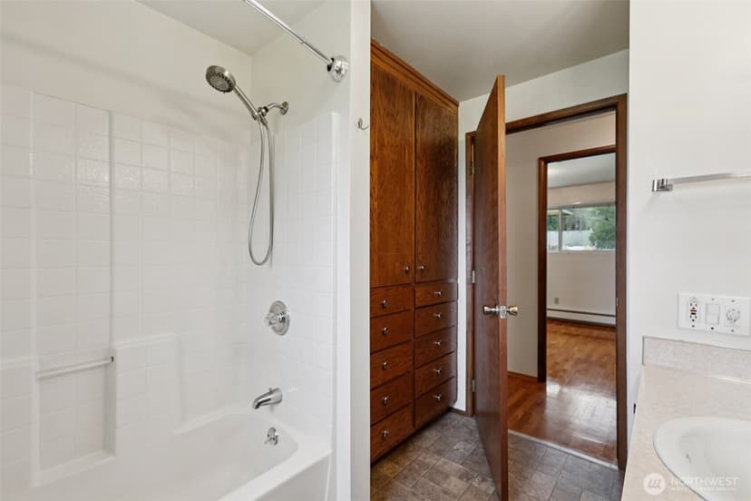 Property photo for 430 SE Andrews Street, Issaquah photo 12