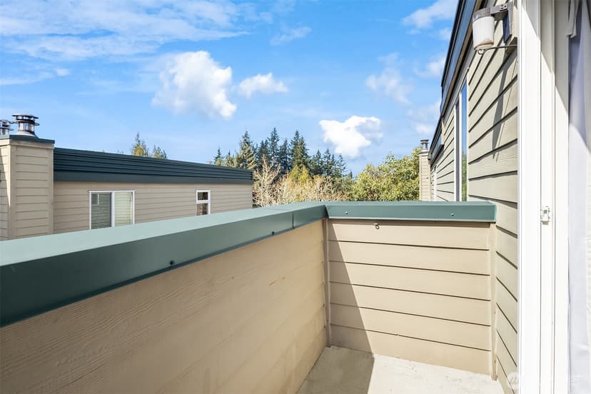 Property photo for 18100 15th Avenue NE #C314, Seattle photo 6