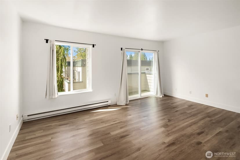 Property photo for 18100 15th Avenue NE #C314, Seattle photo 4