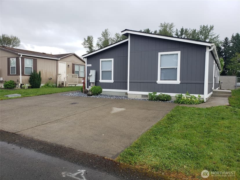 Property photo for 10322 137th Street Ct E #55, Puyallup photo 35