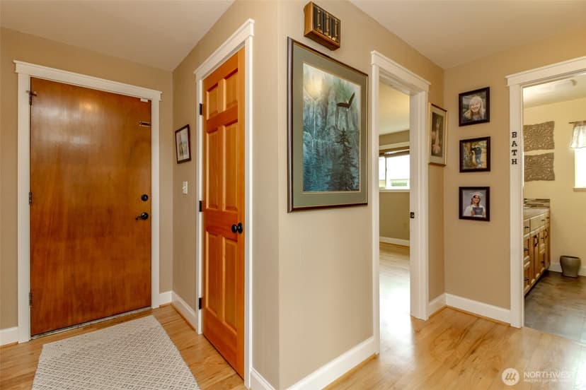 Property photo for 953 S Mountain View Avenue, Tacoma photo 26