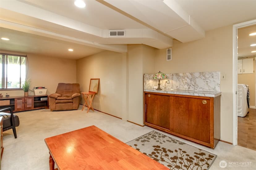 Property photo for 953 S Mountain View Avenue, Tacoma photo 32