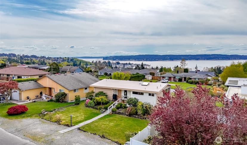 Property photo for 953 S Mountain View Avenue, Tacoma photo 5