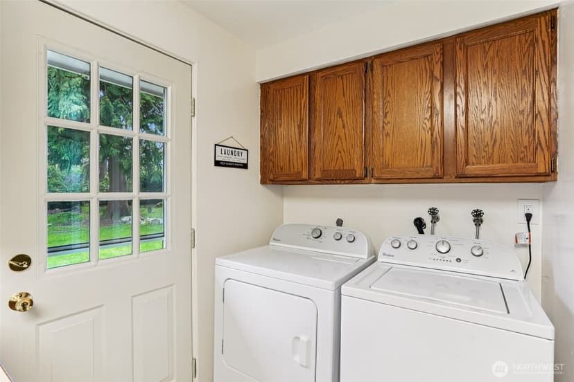 Property photo for 1223 N 188th Street, Shoreline photo 10