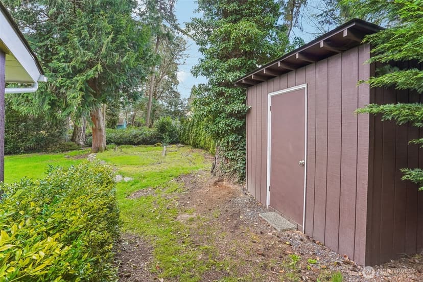 Property photo for 1223 N 188th Street, Shoreline photo 21
