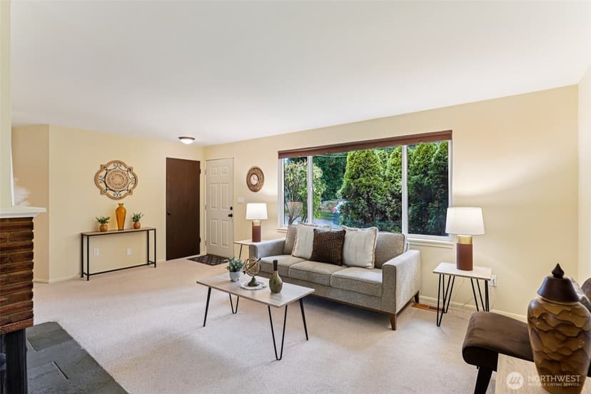Property photo for 1223 N 188th Street, Shoreline photo 4