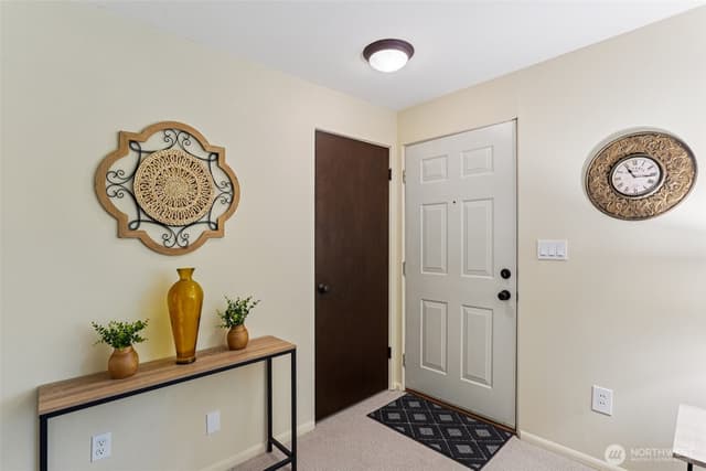 Property photo for 1223 N 188th Street, Shoreline photo 2