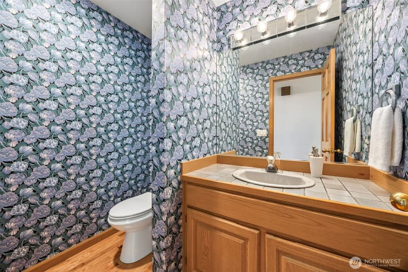 Property photo for 255 SW 194th Place, Normandy Park photo 18