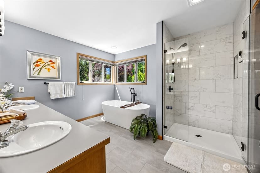Property photo for 255 SW 194th Place, Normandy Park photo 22