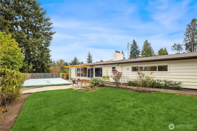 Property photo for 9750 SE 41st Street, Mercer Island photo 25