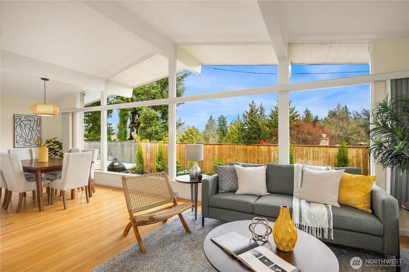 Property photo for 9750 SE 41st Street, Mercer Island photo 14