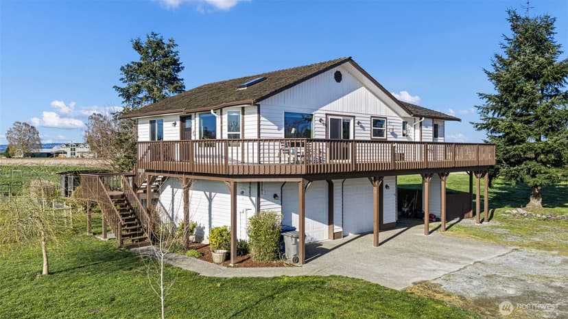 Property photo for 9405 Thomle Road, Stanwood photo 2