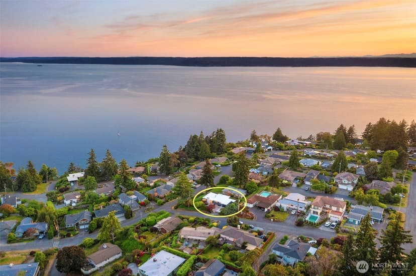 Property photo for 11988 Marine View Drive SW, Burien photo 34