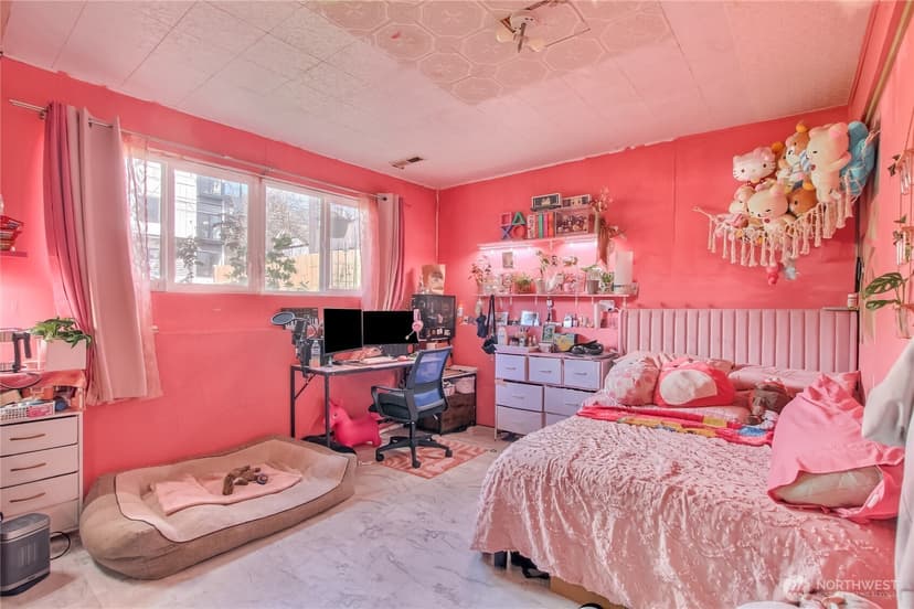 Property photo for 4560 34th Avenue S, Seattle photo 8