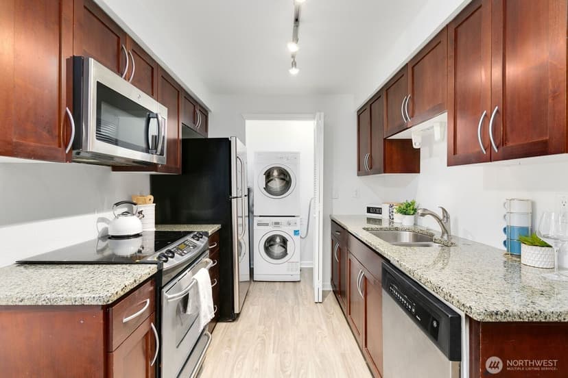 Property photo for 3045 20th Avenue W #102, Seattle photo 7