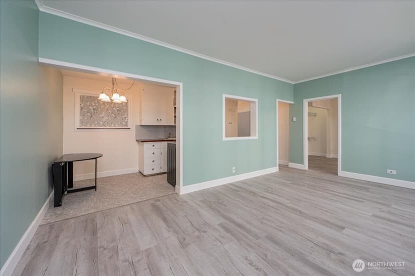 Property photo for 7 Harrison Street #20, Seattle photo 9