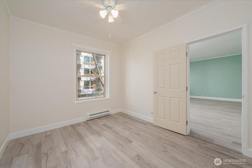 Property photo for 7 Harrison Street #20, Seattle photo 12