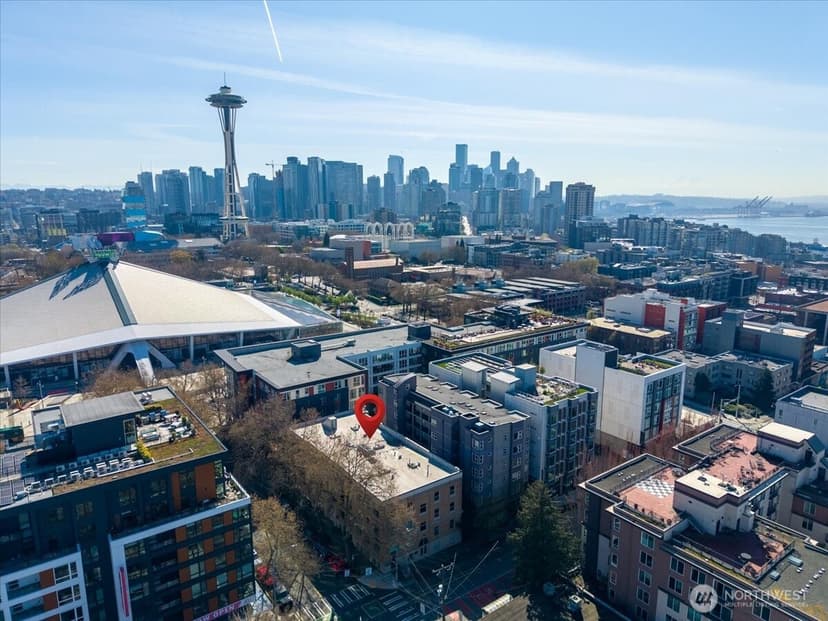 Property photo for 7 Harrison Street #20, Seattle