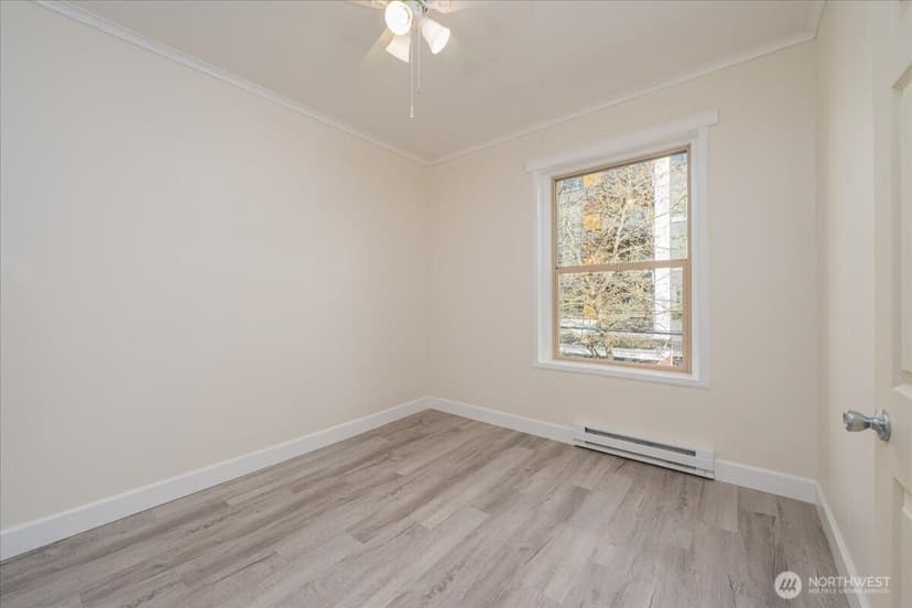 Property photo for 7 Harrison Street #20, Seattle photo 13