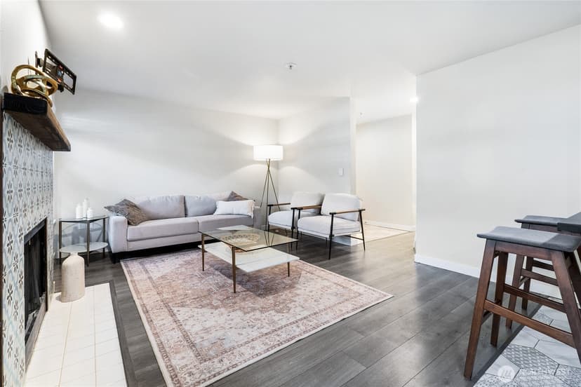 Property photo for 14007 NE 181st Street #F-104, Woodinville photo 8