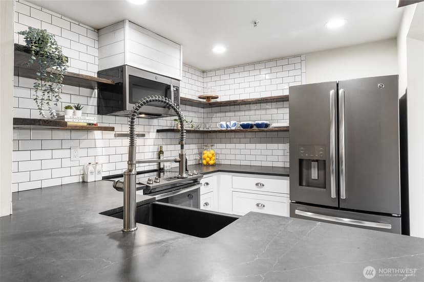 Property photo for 14007 NE 181st Street #F-104, Woodinville photo 10
