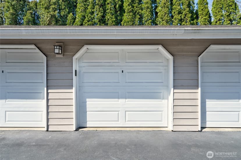 Property photo for 14007 NE 181st Street #F-104, Woodinville photo 28