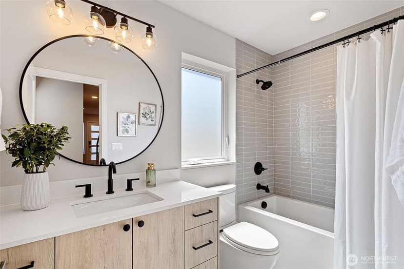 Property photo for 1129 NW 58th Street #A, Seattle photo 6